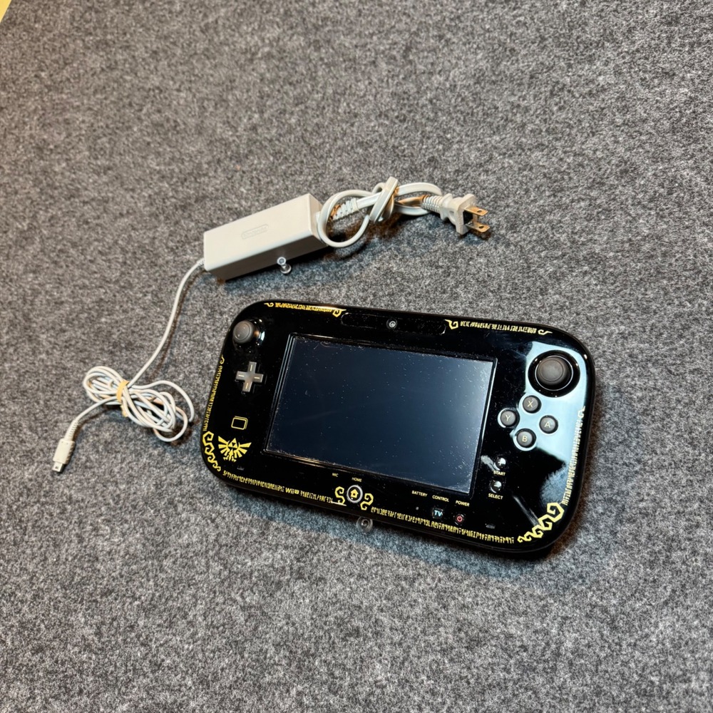 Nintendo Wii U GamePad Legend of Zelda Wind Waker Edition WUP-010 USA Black Gold